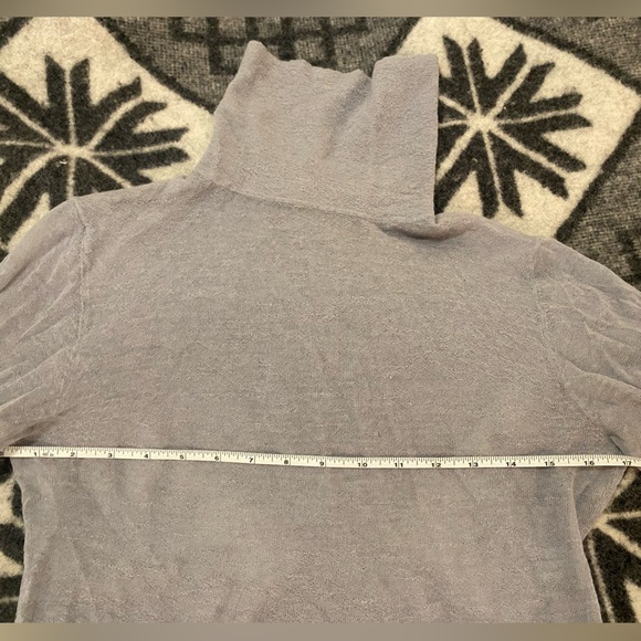 Lilac alpaca tissue turtleneck NWOT - Picture 4 of 6